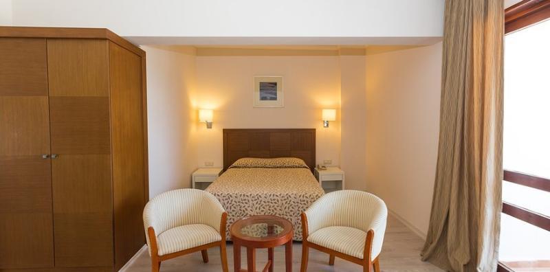 Otel Perre Art 5*