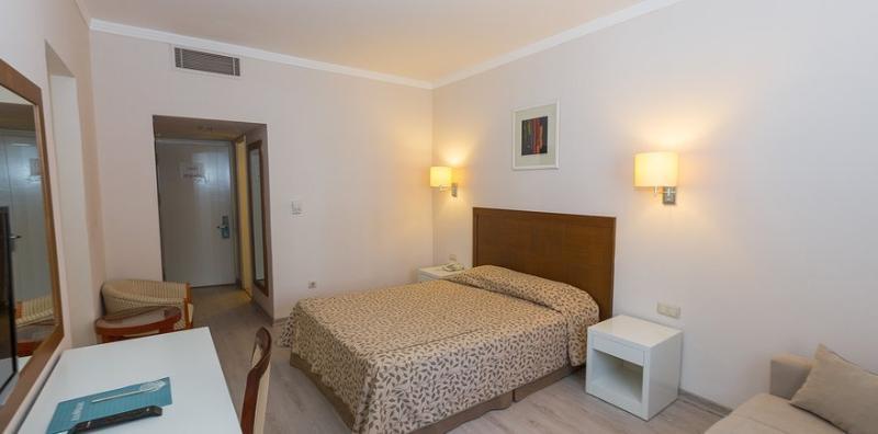 Otel Perre Art 5*